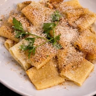 Aglio e Olio Pasta (Half Tray)